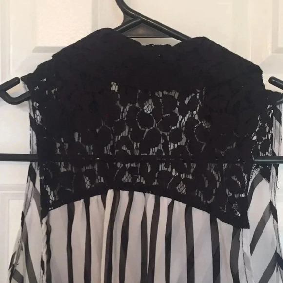 sheer tops-bundle Of 2 - Picture 4 of 6